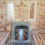 Luksusowa Willa Pod Lasem, Otwock - Shared Garden, Sauna, Wood Hot Tub! Hot Tub Seasonal May To October * Otwock