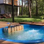 Luksusowa Willa Pod Lasem, Otwock - Shared Garden, Sauna, Wood Hot Tub! Hot Tub Seasonal May To October *