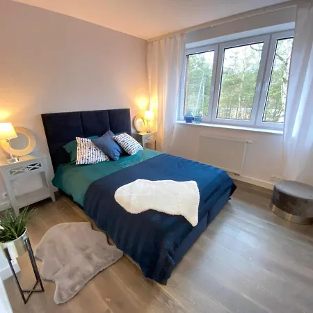 Appartement Luksusowa Pod Lasem, - Shared Garden, Sauna, Wood Hot Tub Between Two ! Hot Tub Seasonal To October Otwock