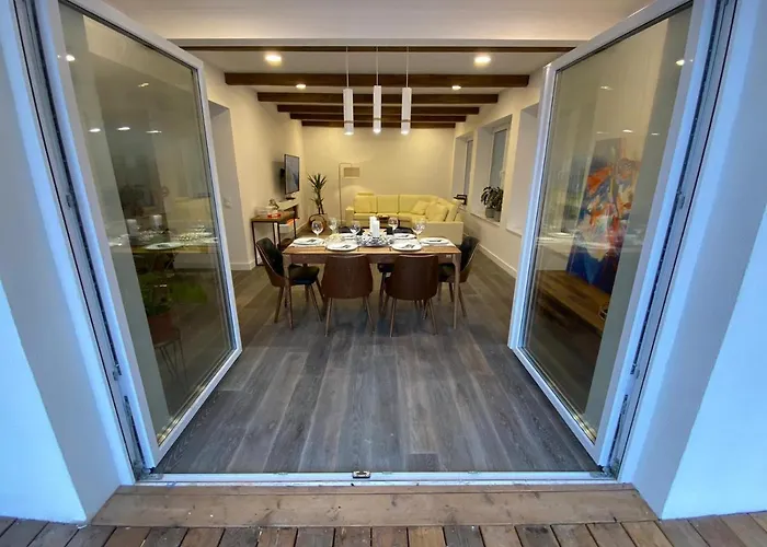 Luksusowa Pod Lasem, - Shared Garden, Sauna, Wood Hot Tub! Hot Tub Seasonal! Otwock