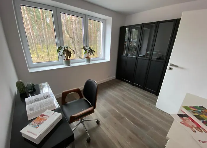 Luksusowa Pod Lasem, - Shared Garden, Sauna, Wood Hot Tub! Hot Tub Seasonal!