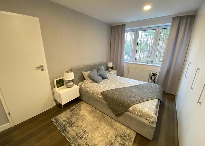 Luksusowa Pod Lasem, - Shared Garden, Sauna, Wood Hot Tub! Hot Tub Seasonal! Appartamento *